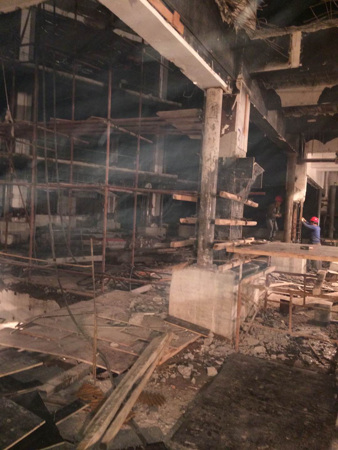 順德碧桂園中七路別墅基礎加固糾偏工程