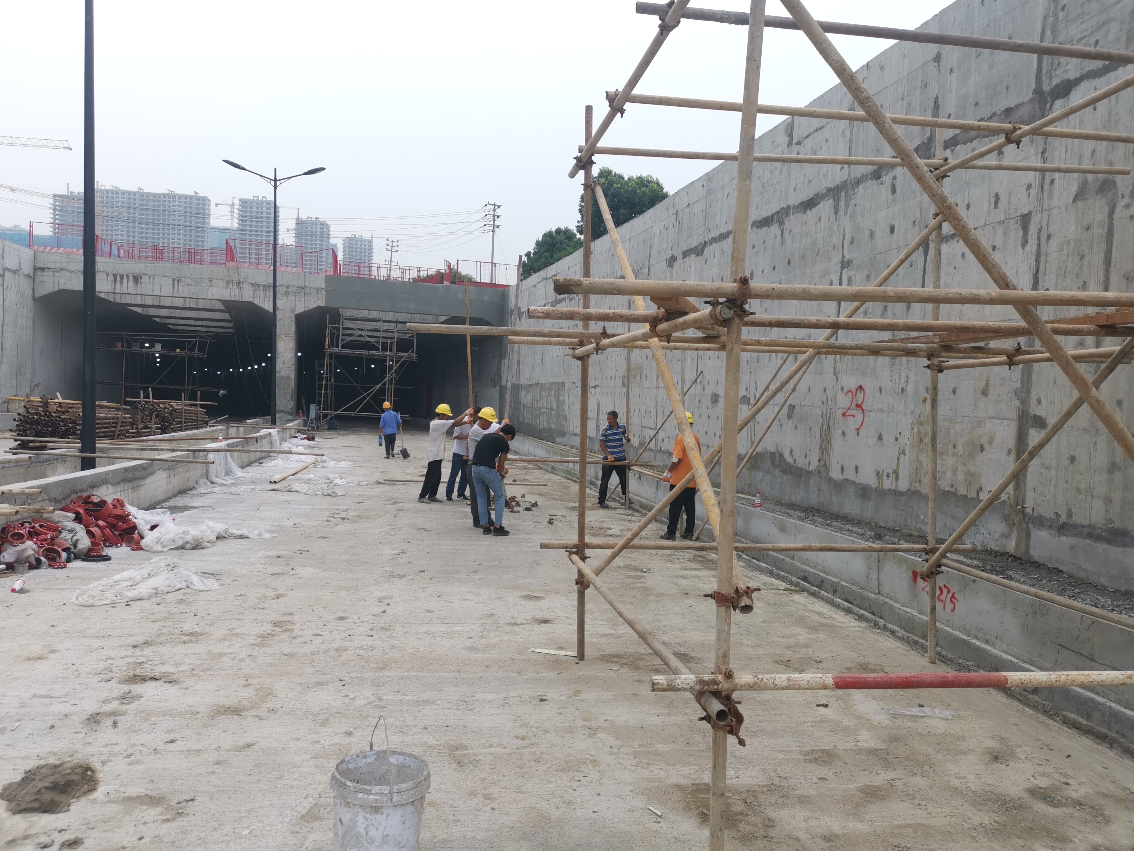杭州臨安區望湖路隧道滲漏水維修工程