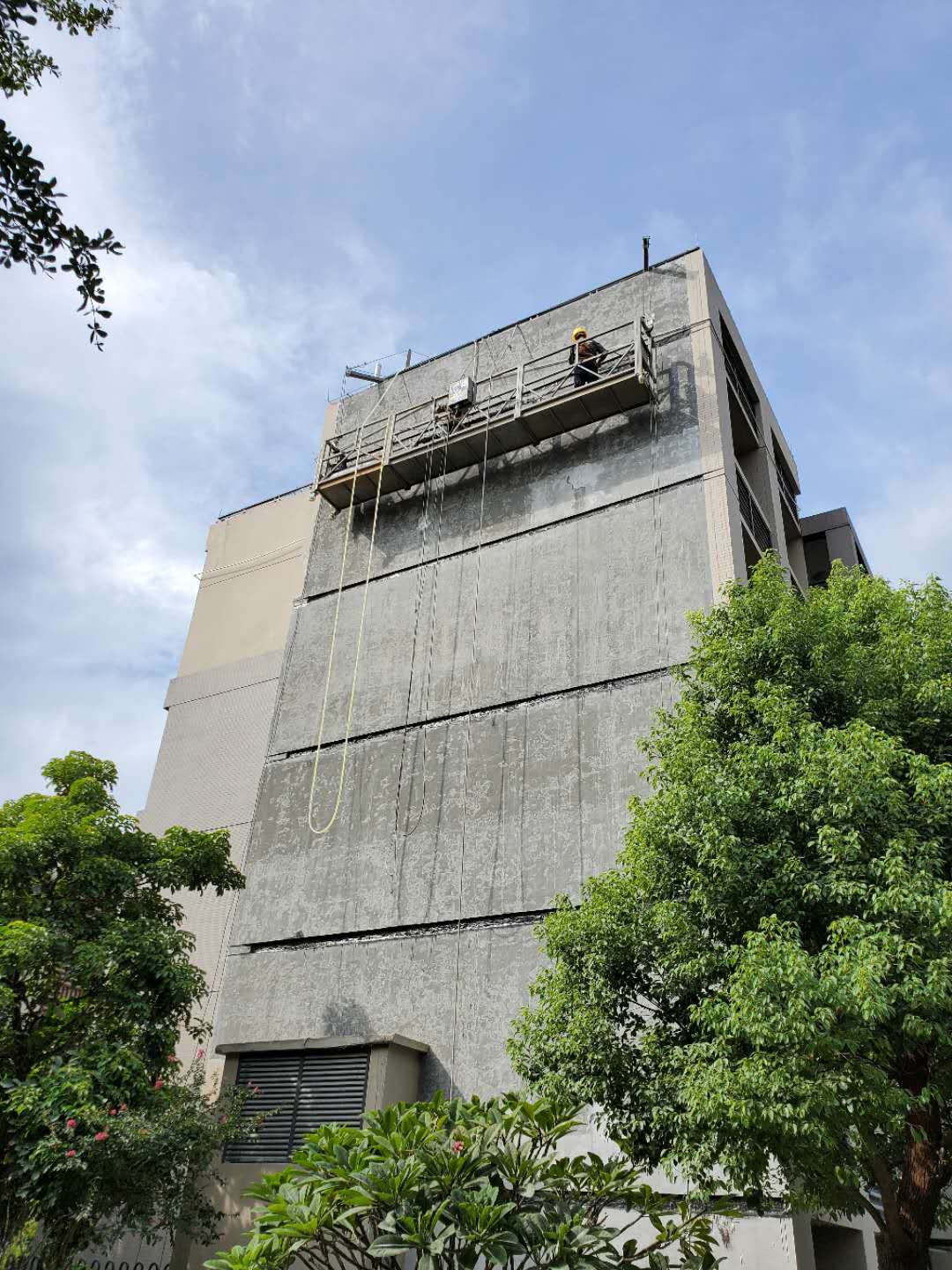 雅居樂小院溪流外墻補漏翻新工程
