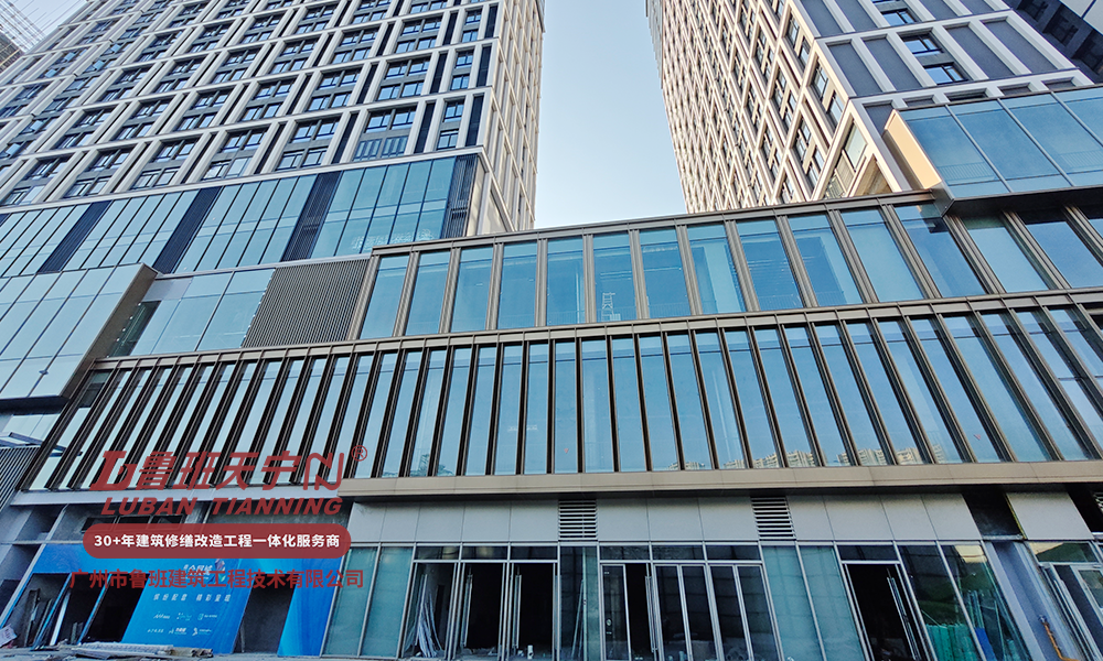 南海會展中心2座結構改造加固